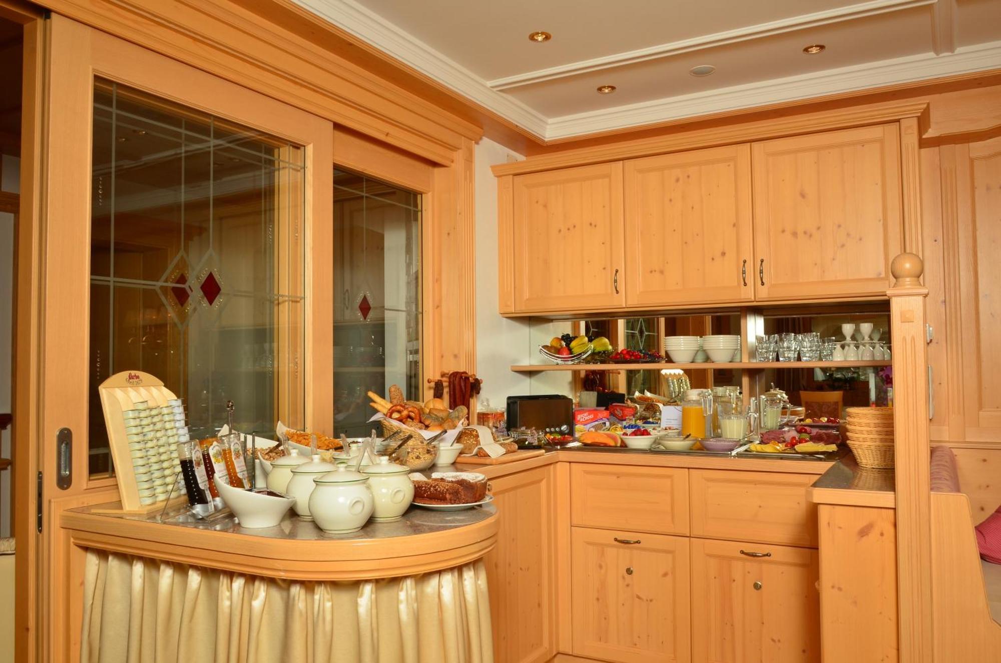 Hotel Ferienschloessl Harmonie Holzgau Habitación foto